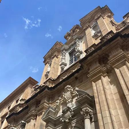 Summer Wind בית הארחה